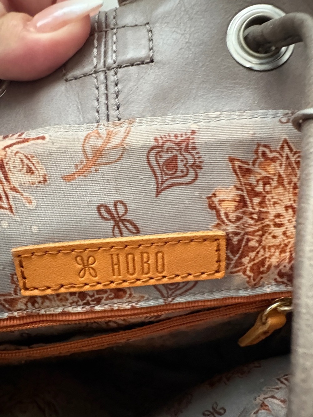 HOBO Taupe Drawstring Leather Backpack - Picture 4 of 5
